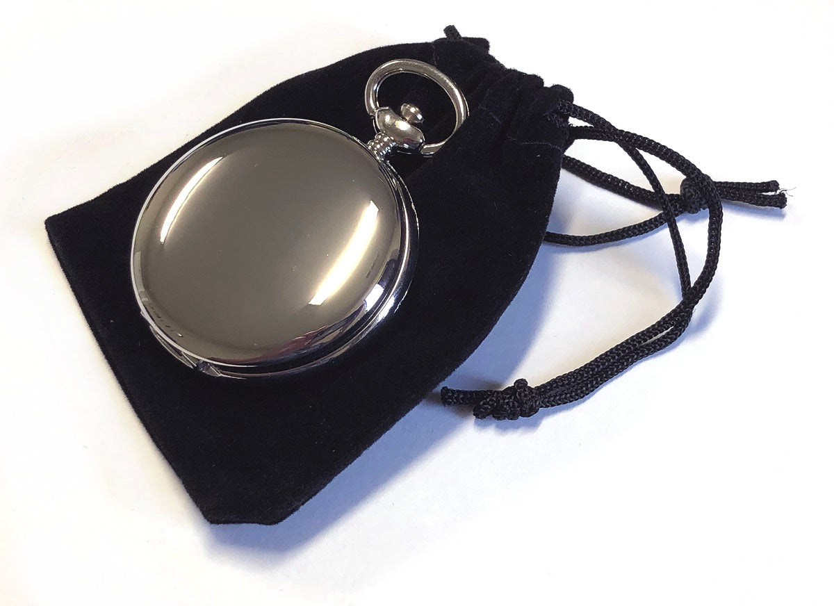 Treknor Pocket Compass - Silver, with pouch closed
